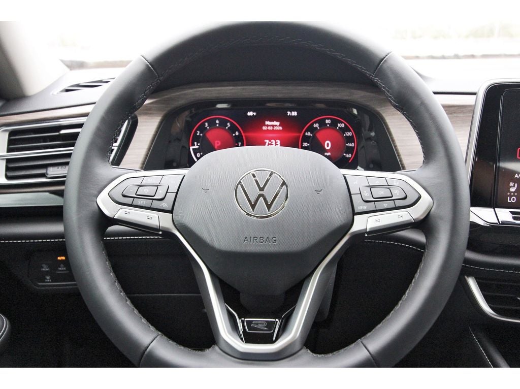 2026 Volkswagen Atlas 2.0T SEL Premium R-Line