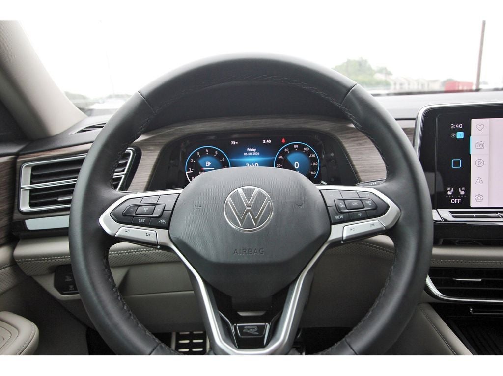 2026 Volkswagen Atlas 2.0T SEL Premium R-Line