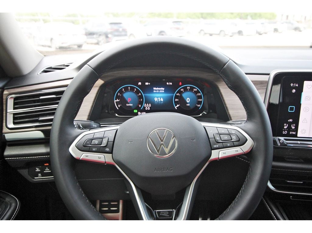 2026 Volkswagen Atlas 2.0T SEL Premium R-Line