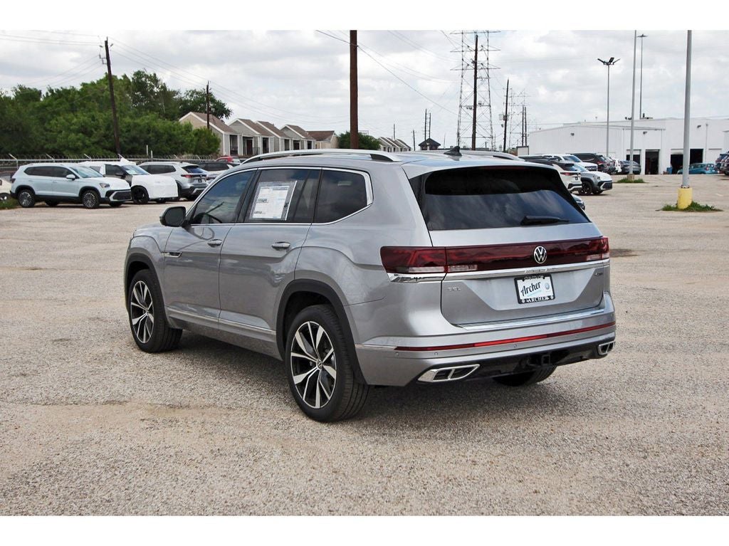 2026 Volkswagen Atlas 2.0T SEL Premium R-Line