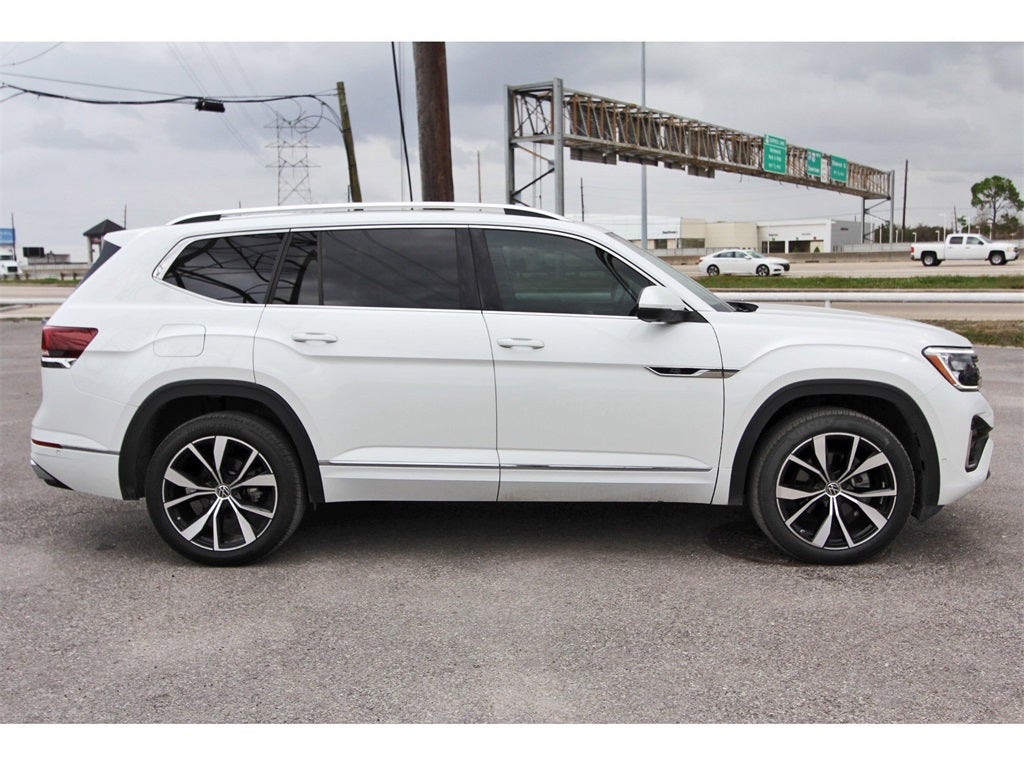 2024 Volkswagen Atlas 2.0T SEL Premium R-Line