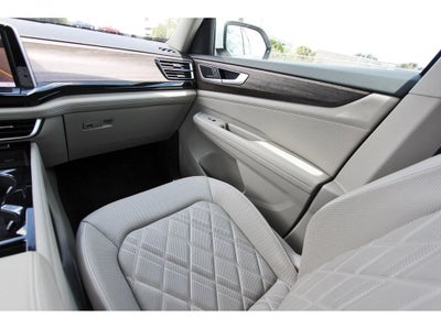 2024 Volkswagen Atlas 2.0T SEL Premium R-Line