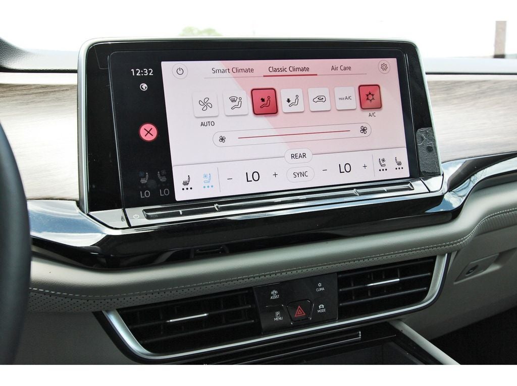 2024 Volkswagen Atlas 2.0T SEL Premium R-Line