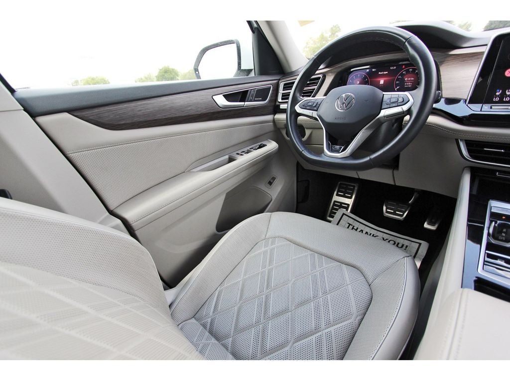 2024 Volkswagen Atlas 2.0T SEL Premium R-Line
