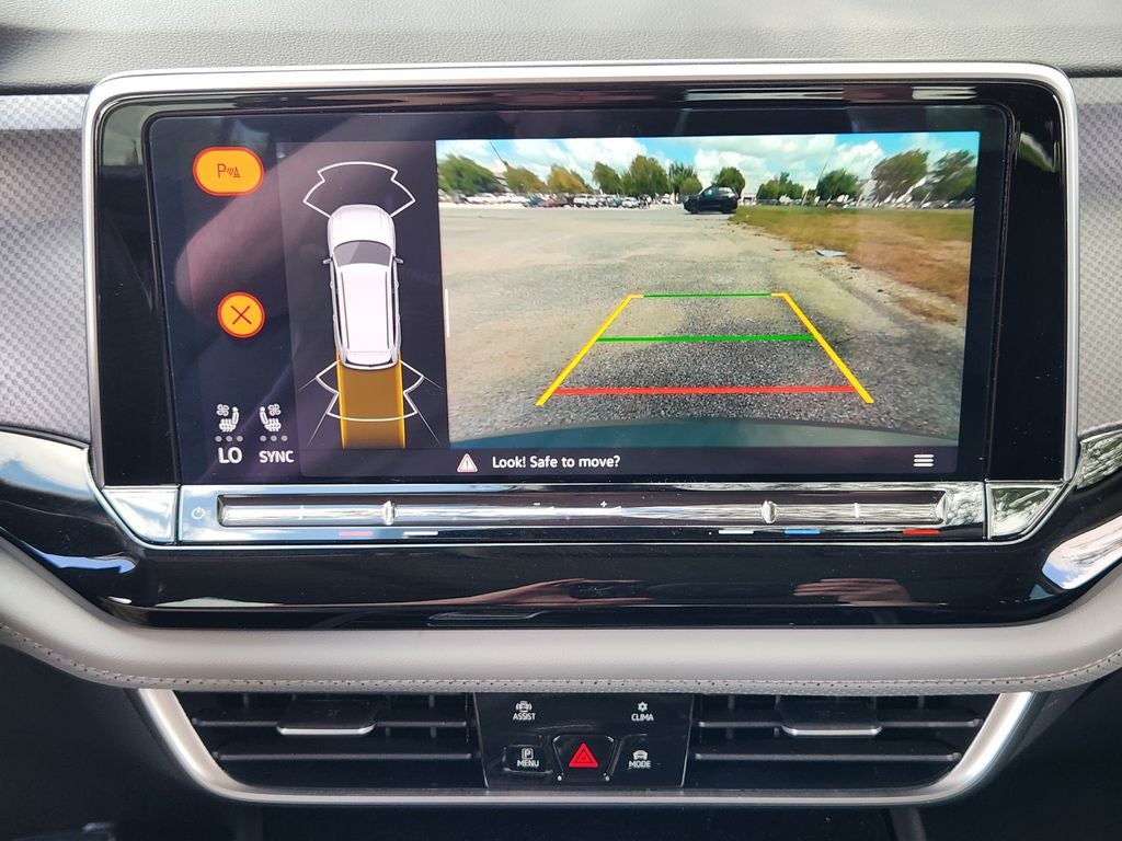 2024 Volkswagen Atlas 2.0T Peak Edition SEL