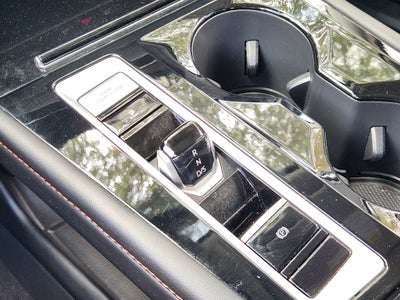 2024 Volkswagen Atlas 2.0T Peak Edition SEL