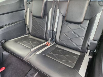 2024 Volkswagen Atlas 2.0T Peak Edition SEL