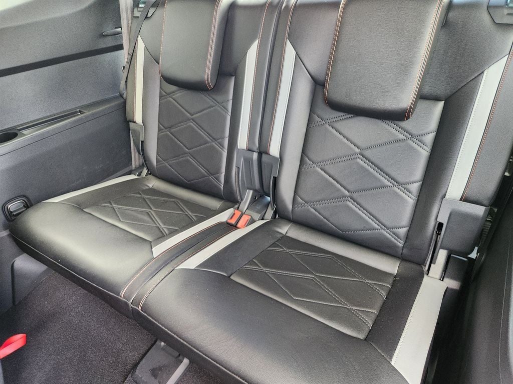 2024 Volkswagen Atlas 2.0T Peak Edition SEL