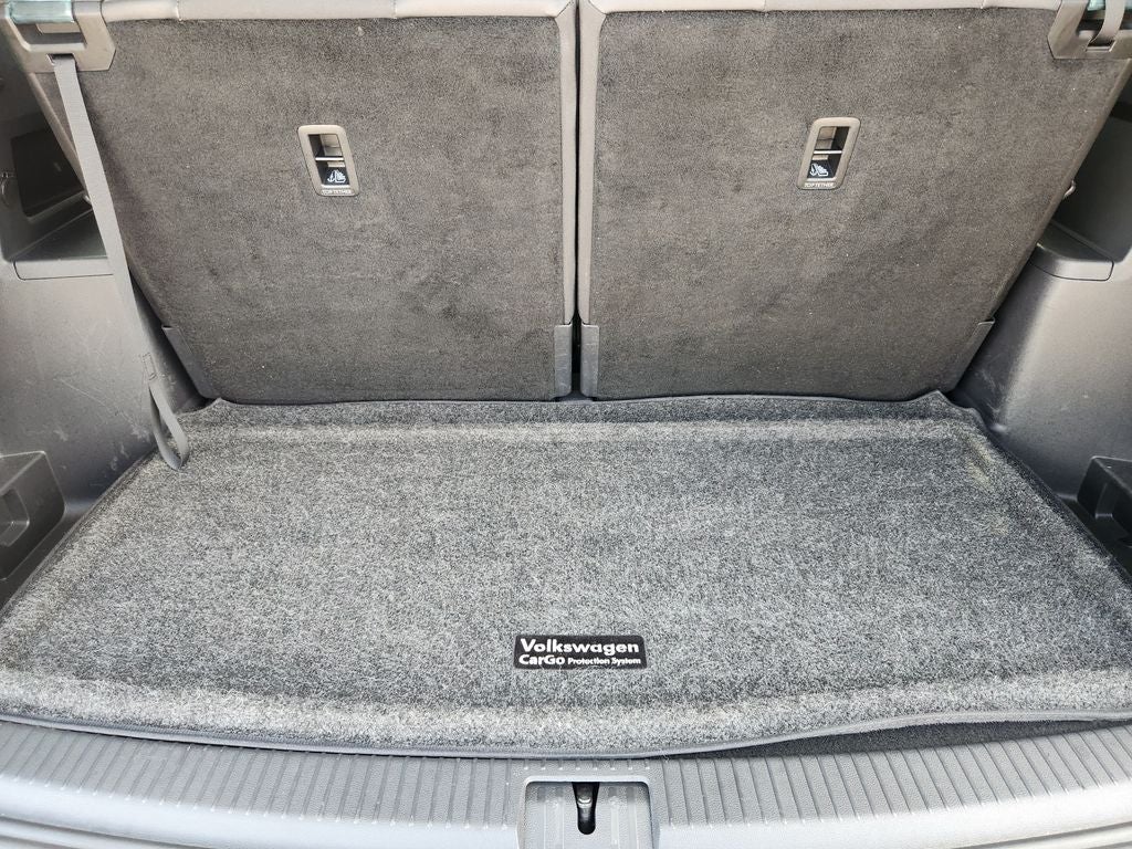 2024 Volkswagen Atlas 2.0T Peak Edition SEL