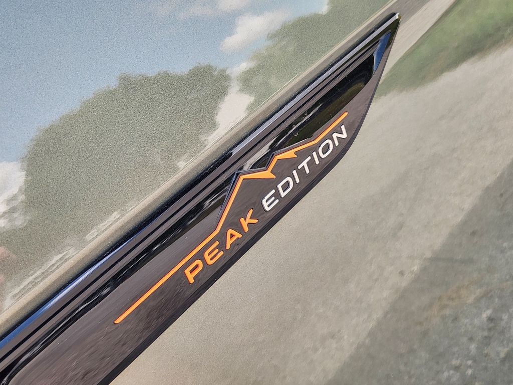 2024 Volkswagen Atlas 2.0T Peak Edition SEL