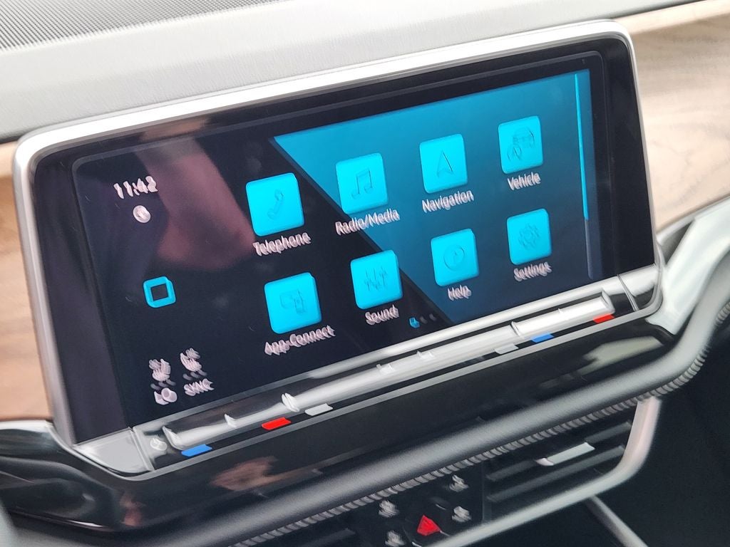 2026 Volkswagen Atlas SE w/Technology