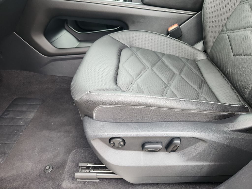 2026 Volkswagen Atlas SE w/Technology
