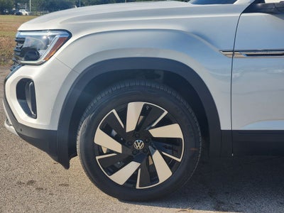2026 Volkswagen Atlas Cross Sport SE w/Technology