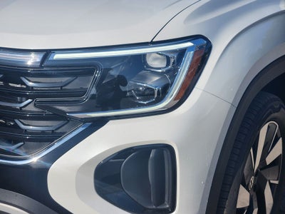 2026 Volkswagen Atlas Cross Sport SE w/Technology