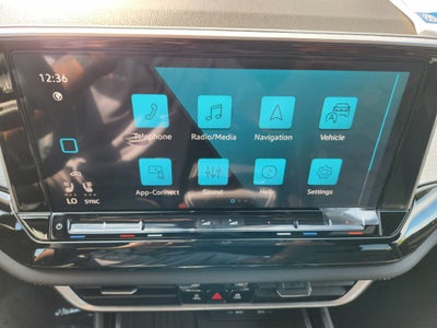 2026 Volkswagen Atlas Cross Sport SE w/Technology