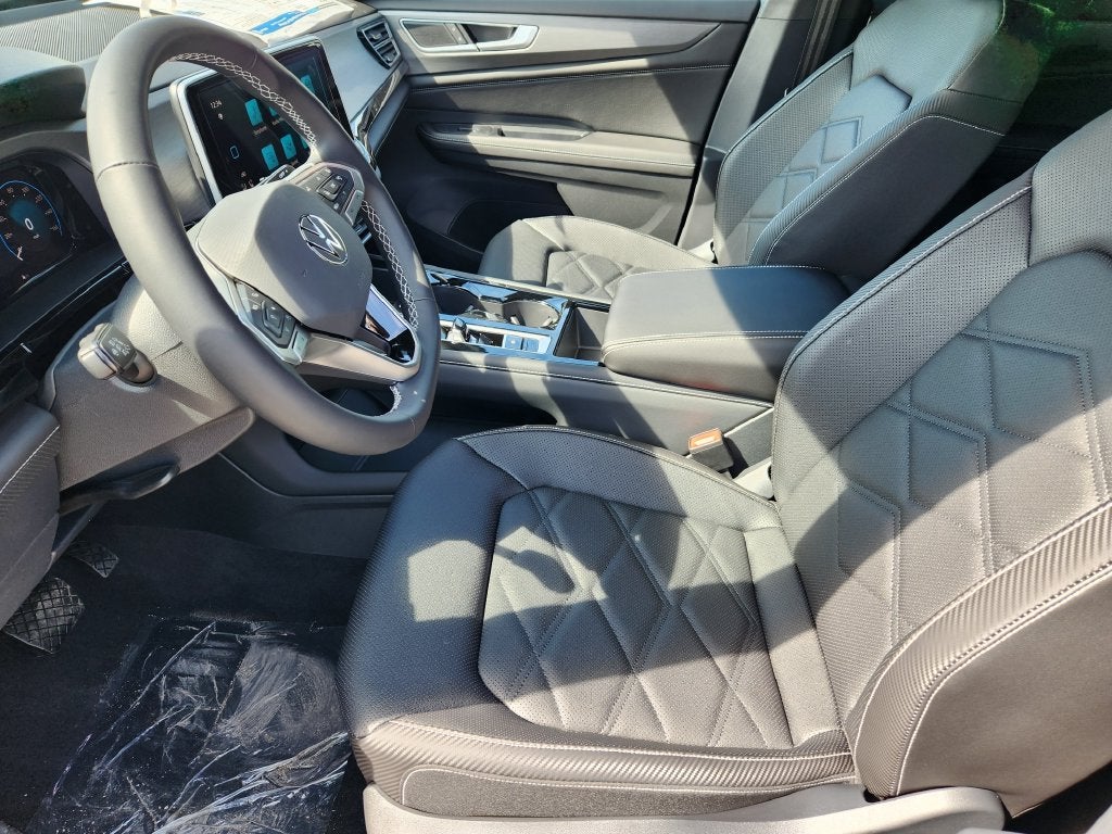 2026 Volkswagen Atlas Cross Sport SE w/Technology