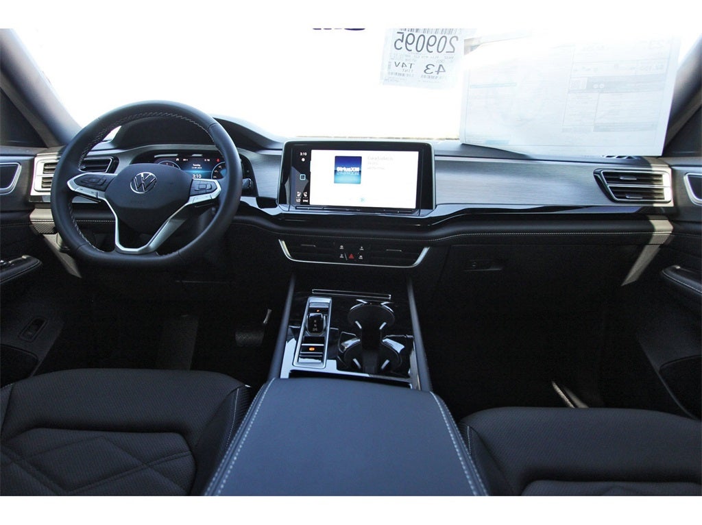 2026 Volkswagen Atlas Cross Sport 2.0T SE w/Technology