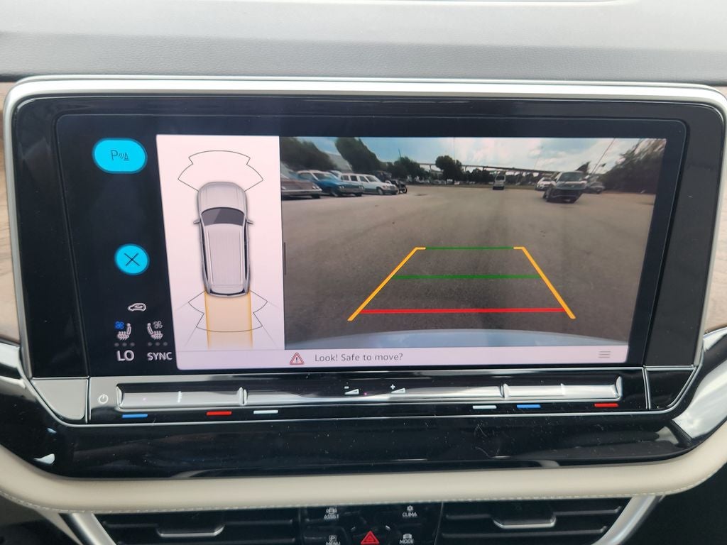 2026 Volkswagen Atlas SE w/Technology