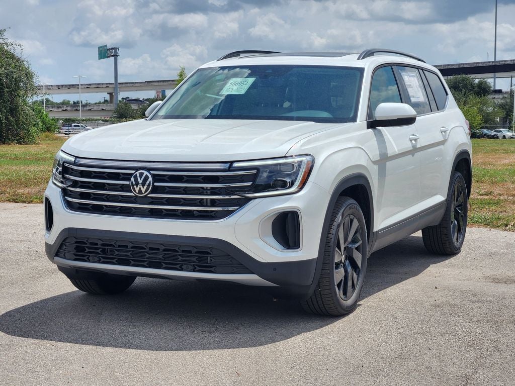 2026 Volkswagen Atlas SE w/Technology
