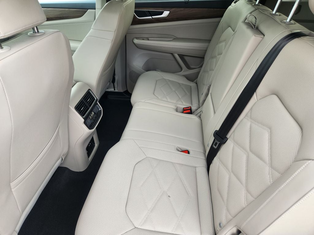 2026 Volkswagen Atlas SE w/Technology