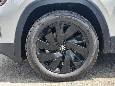 2026 Volkswagen Atlas SE w/Technology