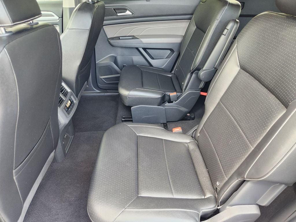 2022 Volkswagen Atlas 2.0T SE w/Technology