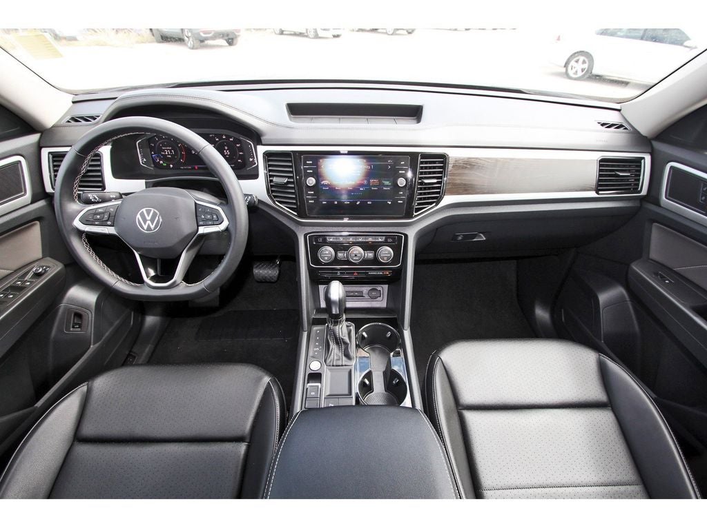 2022 Volkswagen Atlas 3.6L V6 SE w/Technology