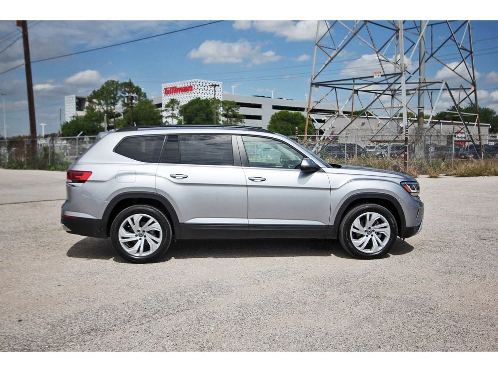 2022 Volkswagen Atlas 3.6L V6 SE w/Technology