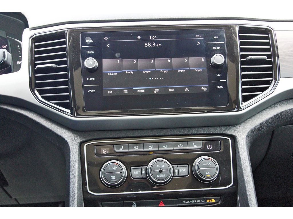 2022 Volkswagen Atlas 3.6L V6 SE w/Technology