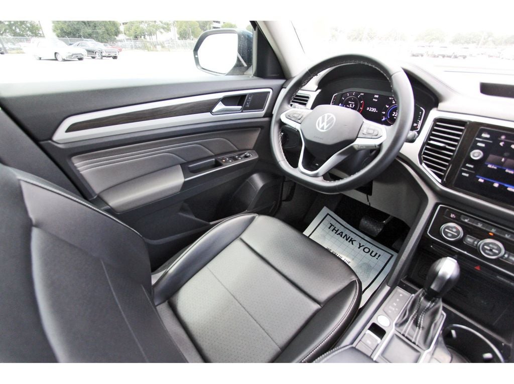 2022 Volkswagen Atlas 3.6L V6 SE w/Technology