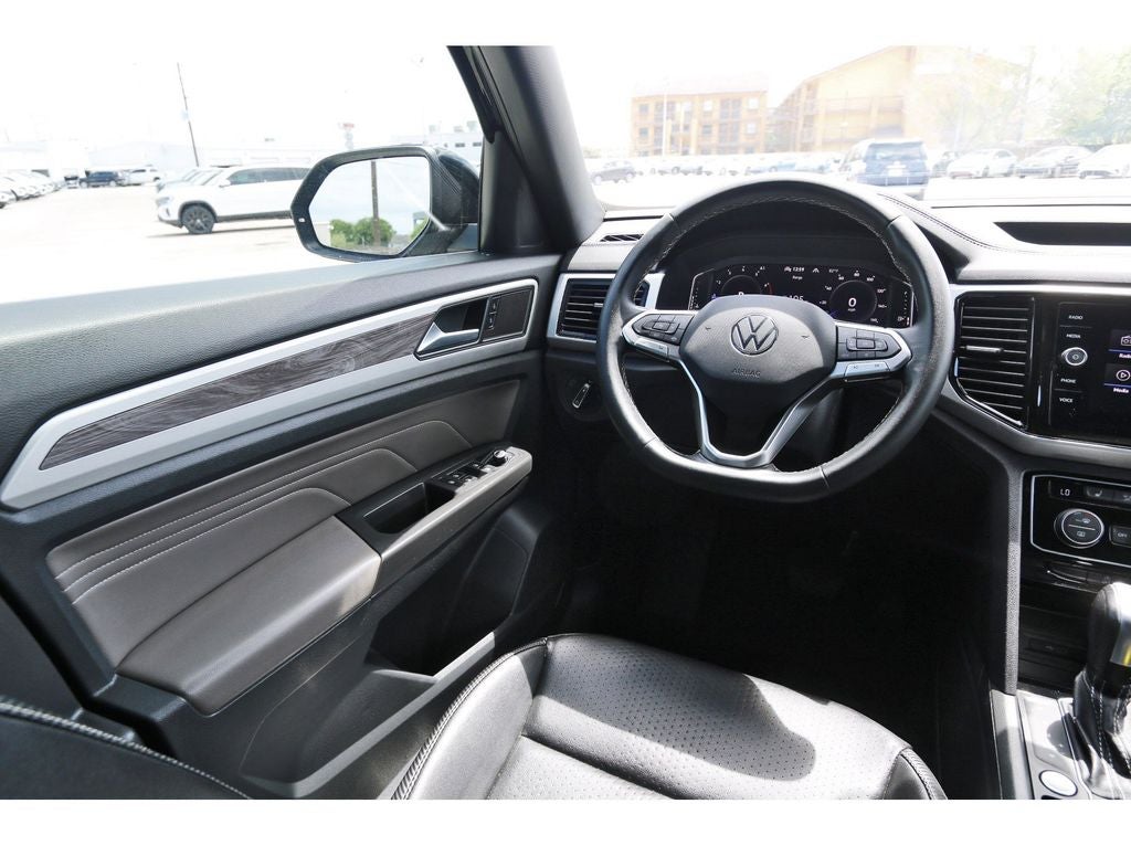 2022 Volkswagen Atlas Cross Sport 3.6L V6 SE w/Technology
