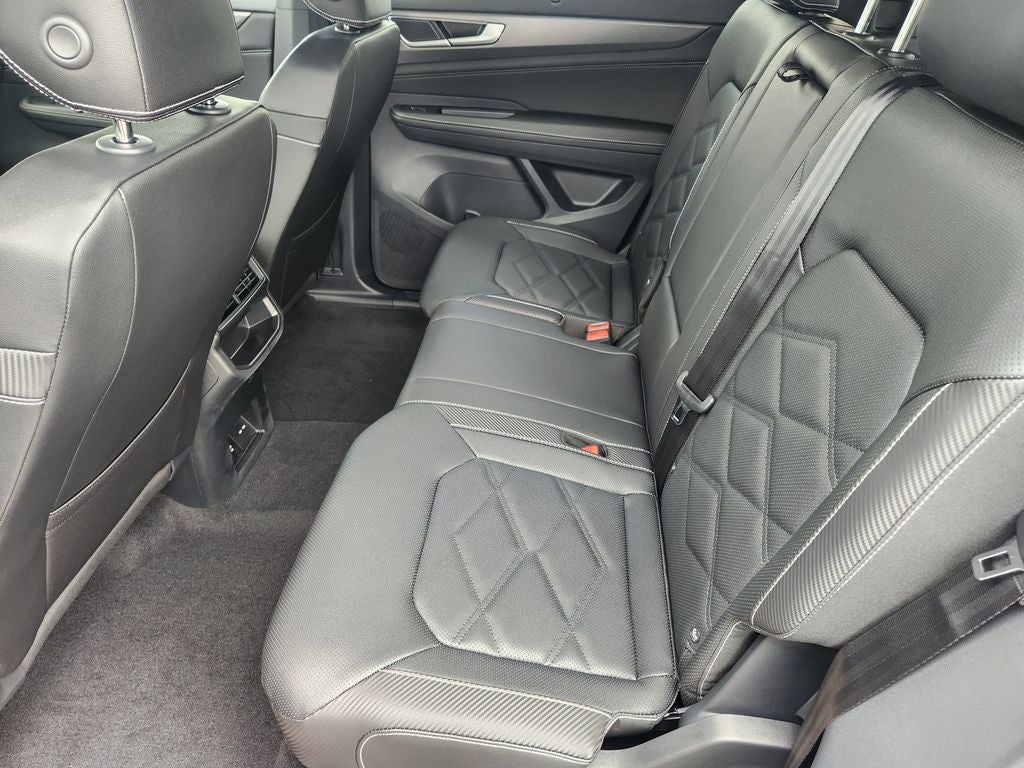 2026 Volkswagen Atlas Cross Sport SE w/Technology