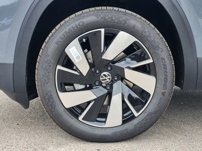 2026 Volkswagen Atlas Cross Sport SE w/Technology