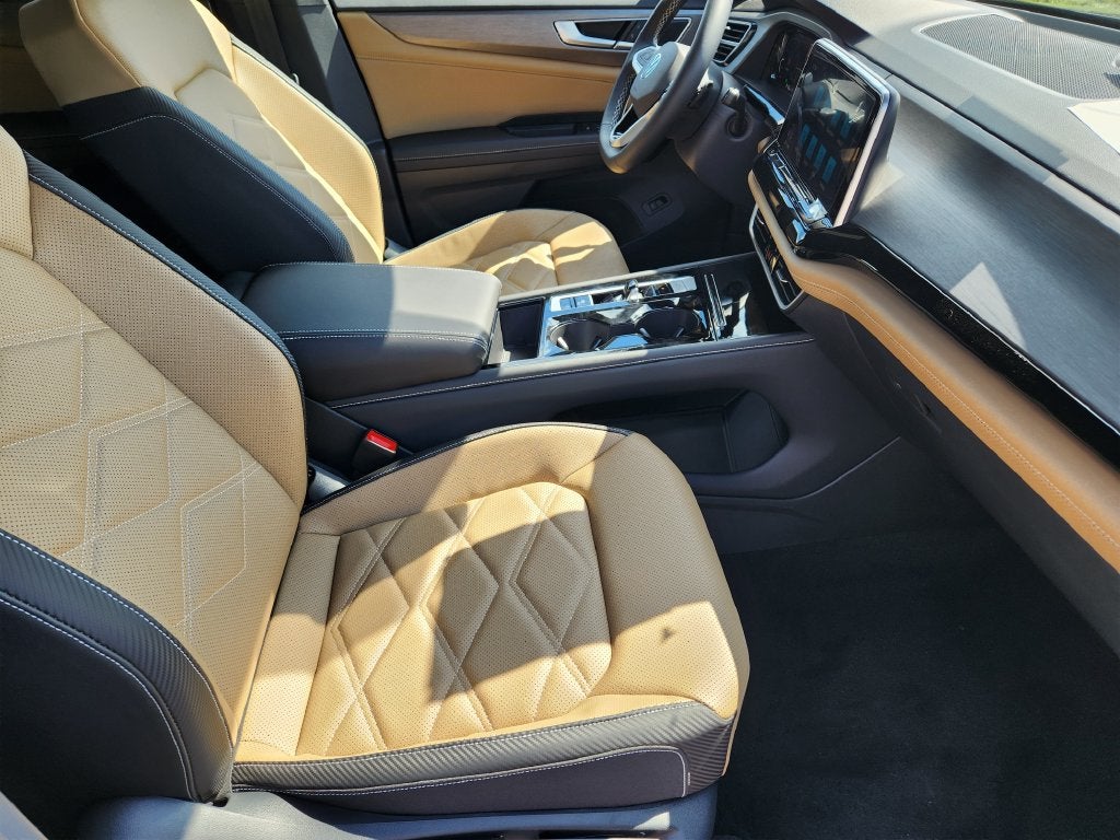 2026 Volkswagen Atlas Cross Sport SE w/Technology