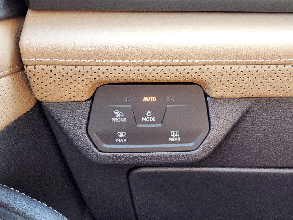 2026 Volkswagen Atlas Cross Sport SE w/Technology