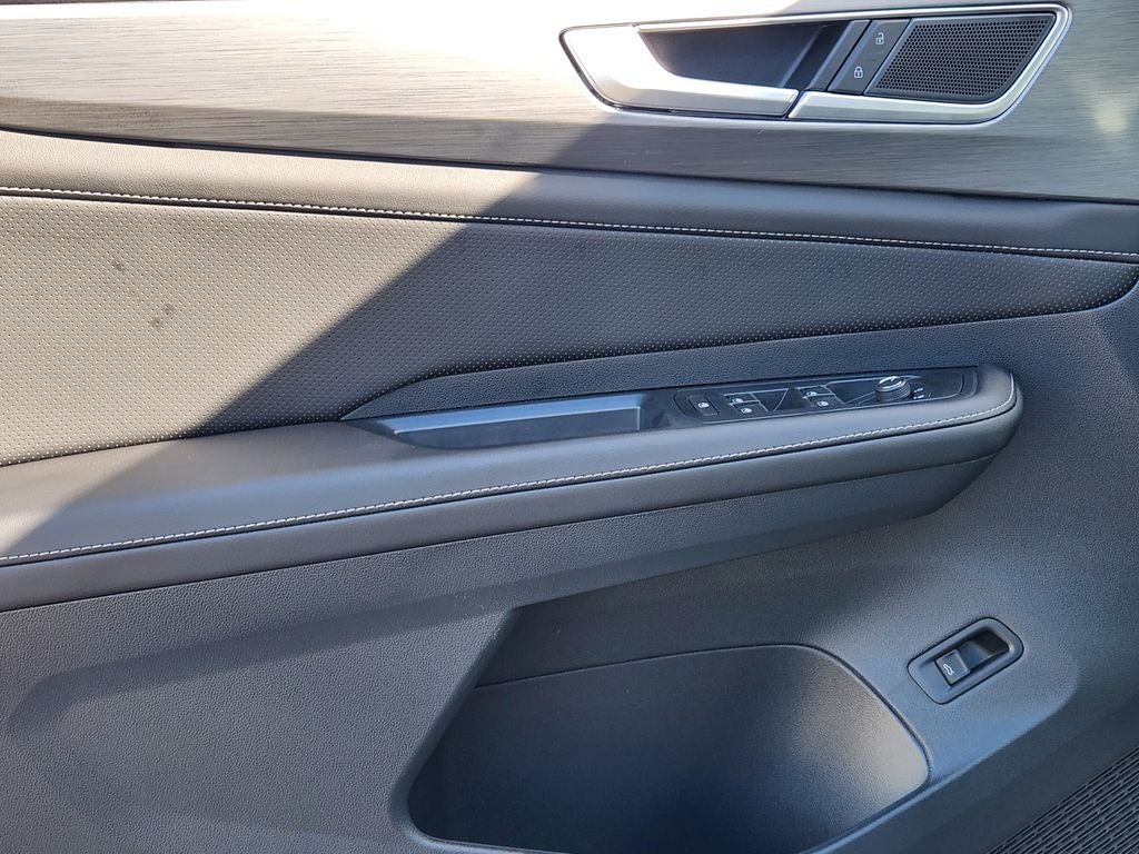 2026 Volkswagen Atlas Cross Sport SE w/Technology