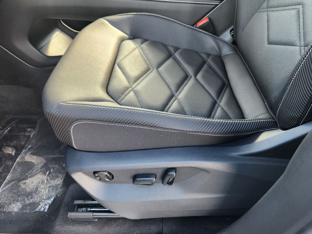 2026 Volkswagen Atlas Cross Sport SE w/Technology