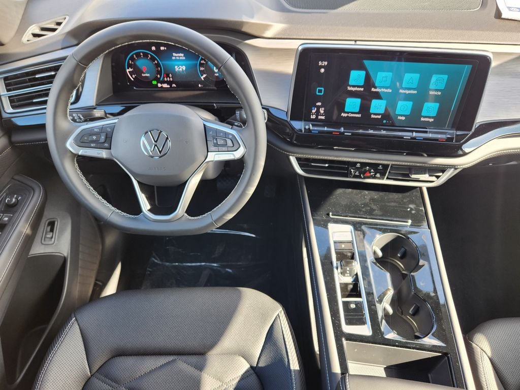 2026 Volkswagen Atlas Cross Sport SE w/Technology