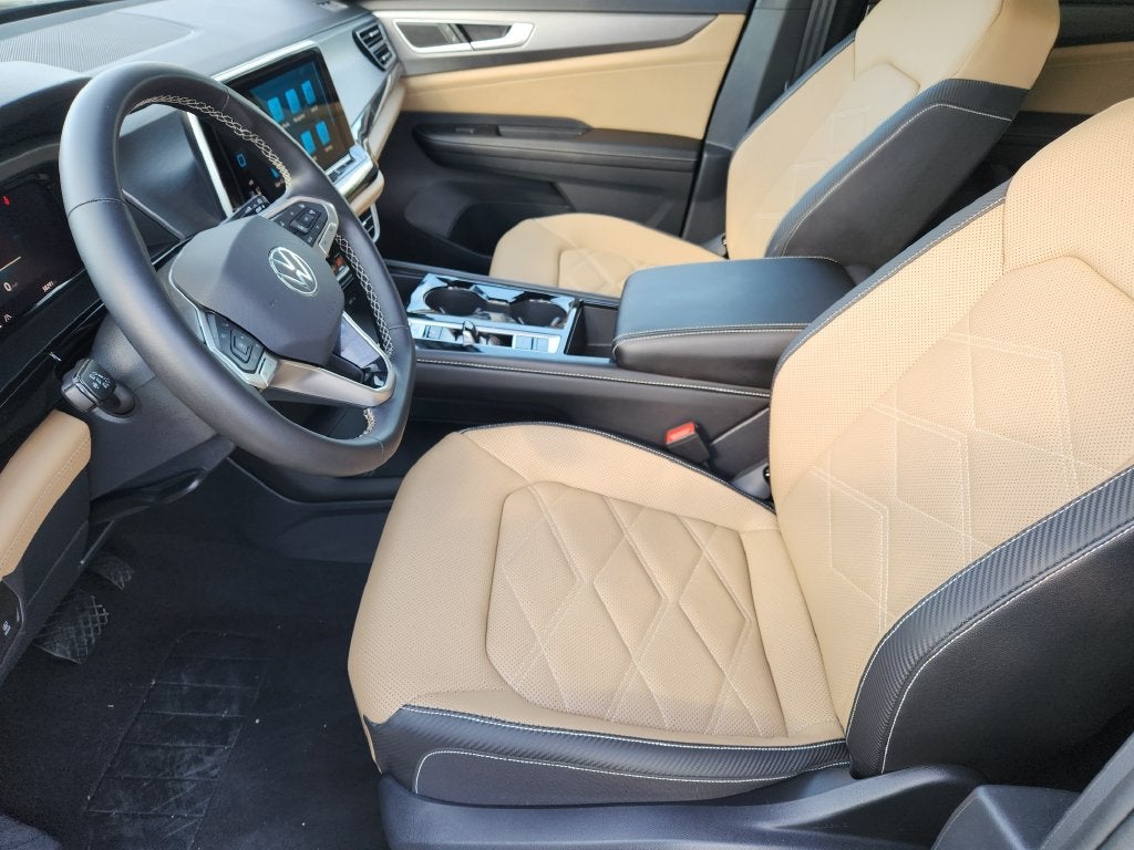 2026 Volkswagen Atlas Cross Sport SE w/Technology