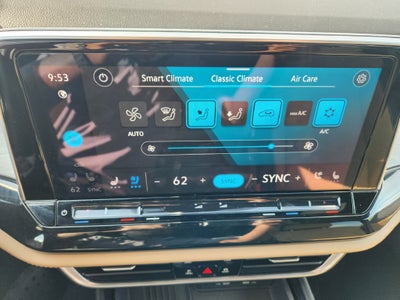2026 Volkswagen Atlas Cross Sport SE w/Technology