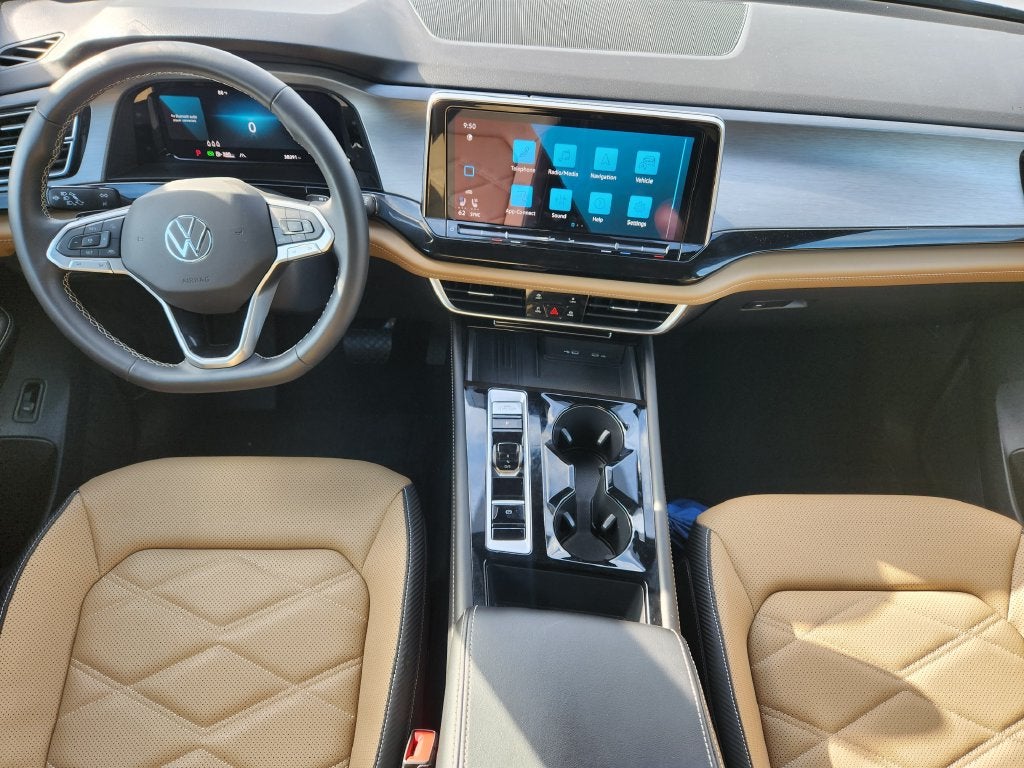 2026 Volkswagen Atlas Cross Sport SE w/Technology