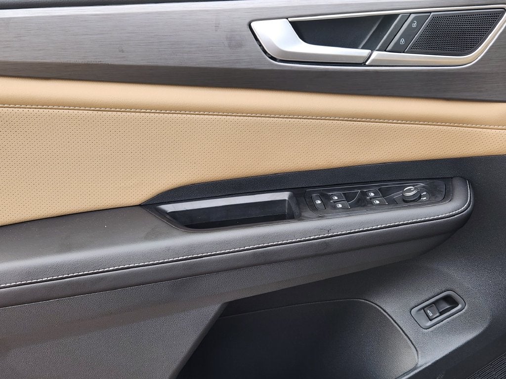 2026 Volkswagen Atlas Cross Sport SE w/Technology