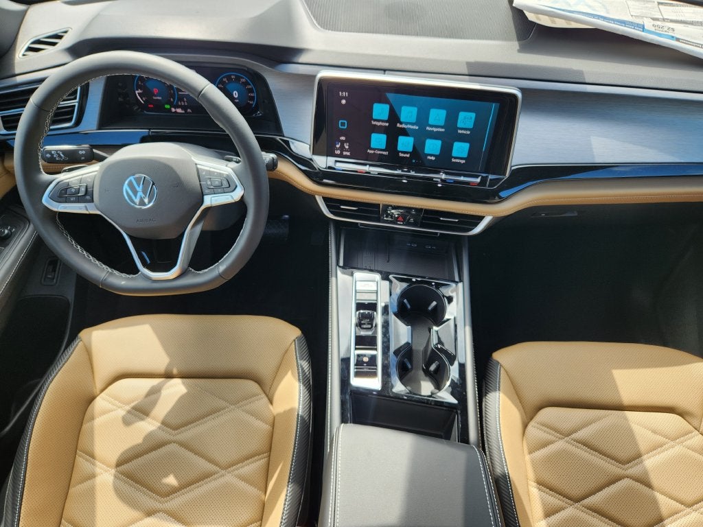 2026 Volkswagen Atlas Cross Sport SE w/Technology