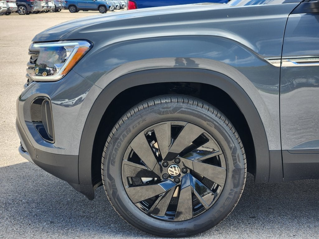 2026 Volkswagen Atlas Cross Sport SE w/Technology