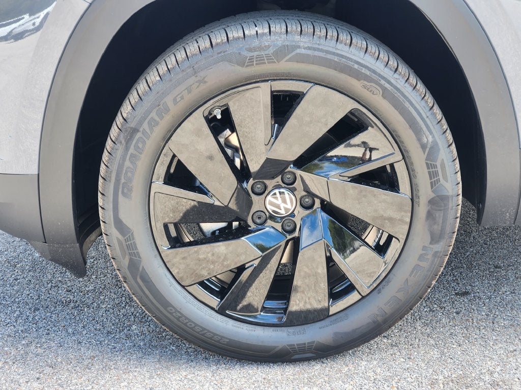 2026 Volkswagen Atlas Cross Sport SE w/Technology
