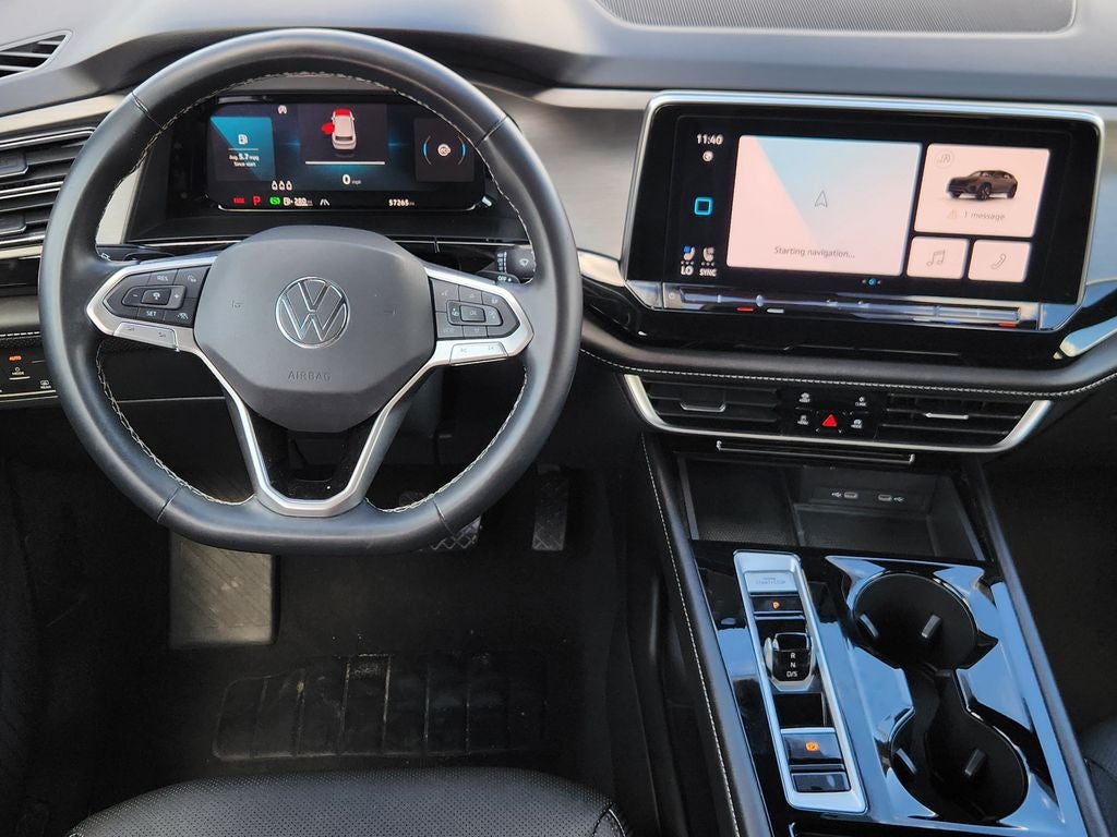2024 Volkswagen Atlas Cross Sport 2.0T SE w/Technology
