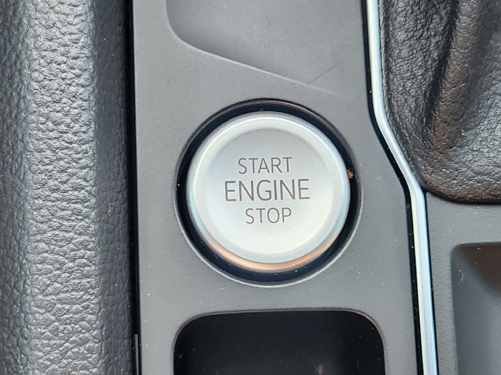 2023 Volkswagen Atlas Cross Sport 3.6L V6 SE w/Technology