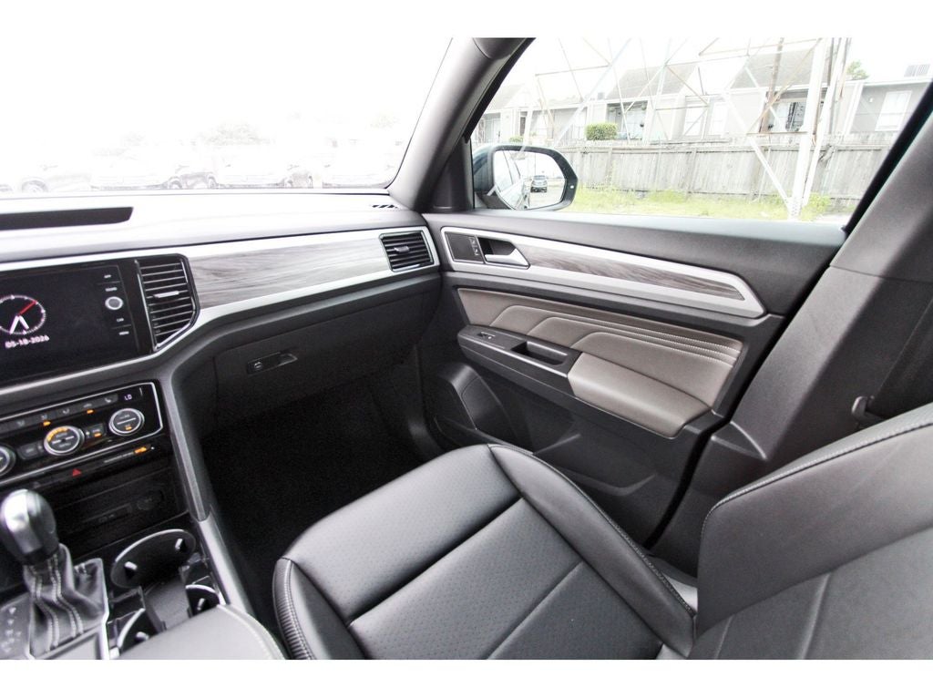 2023 Volkswagen Atlas Cross Sport 3.6L V6 SE w/Technology