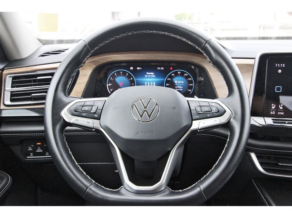 2025 Volkswagen Atlas 2.0T SE w/Technology