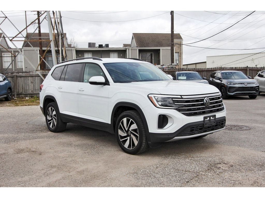 2025 Volkswagen Atlas 2.0T SE w/Technology